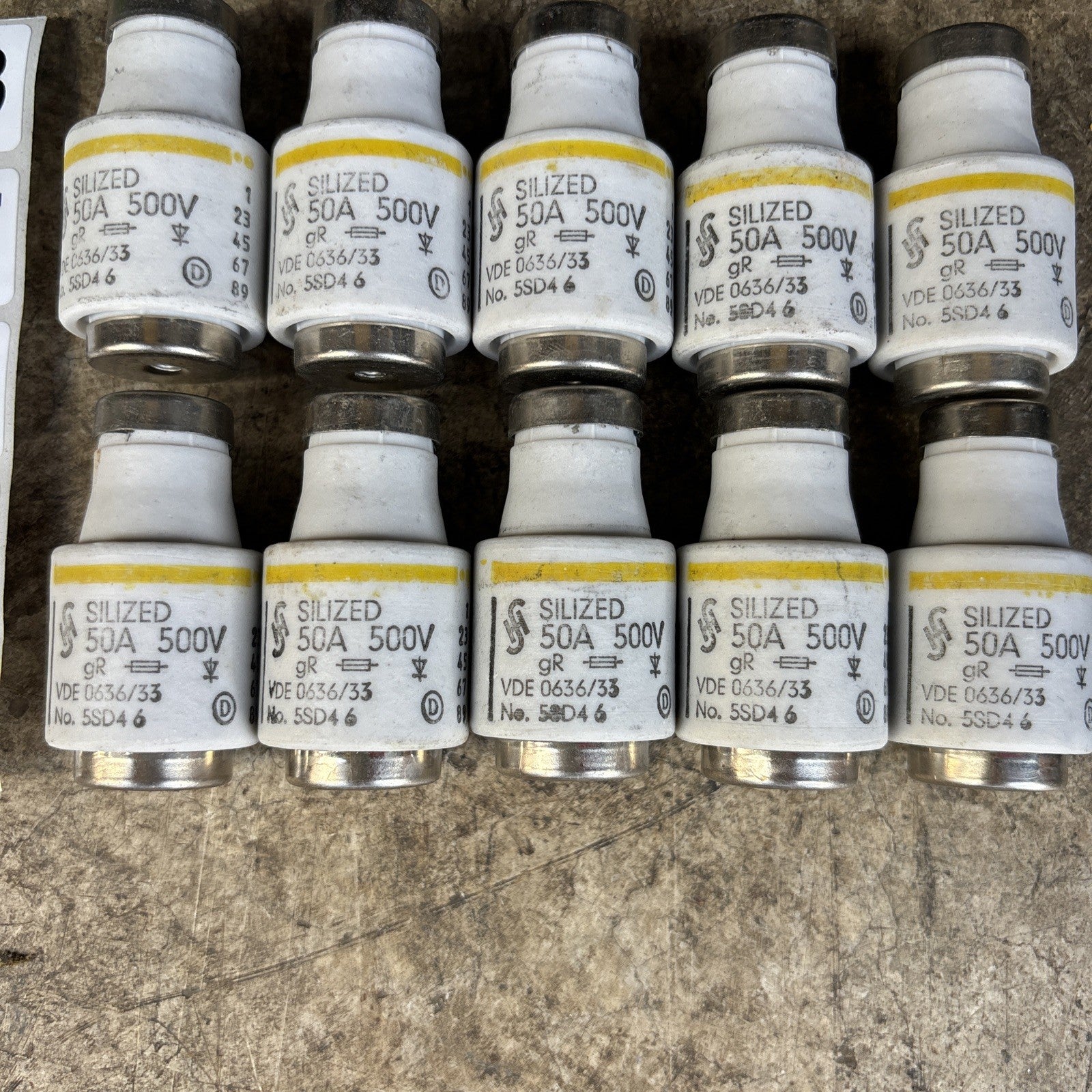 Siemens 5SD46 Silized Ceramic Bottled Fuse 50A 500V (Lot of 10)2