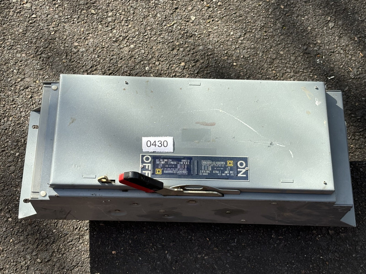 Square D QMB224 Fusible Panelboard Switch 200 Amp 2 Pole 240 Vac0