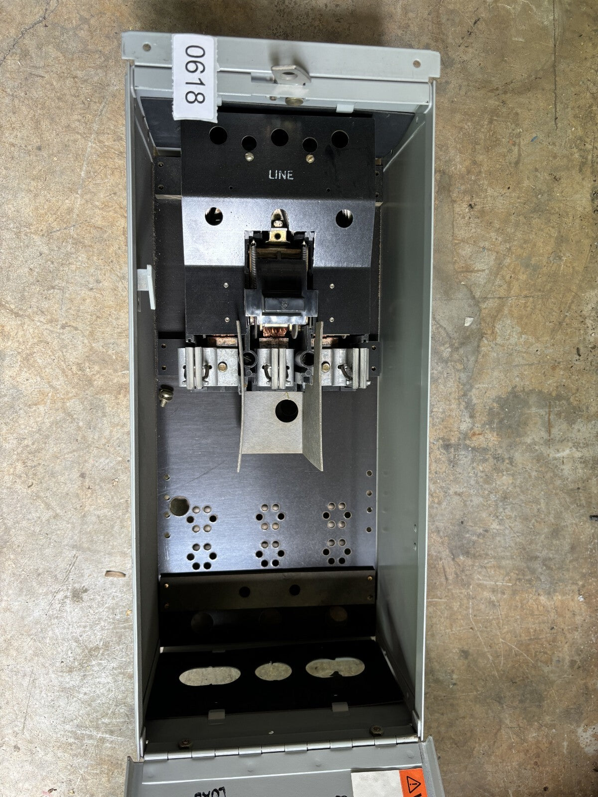 Westinghouse FDPS364R Fusible Panel Mount Switch 200 Amp 3 Pole 600 Vac2