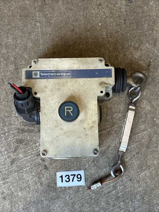 Telemecanique XY2CE1A150H7 Cable Pull Switch0