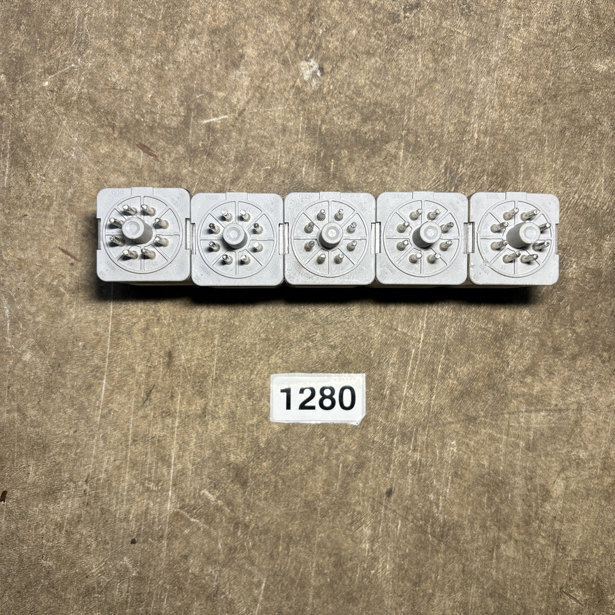 SIEMENS 3TX7112 1DF13C / 3TX71121DF13C Used, Good Working Lot Of 52