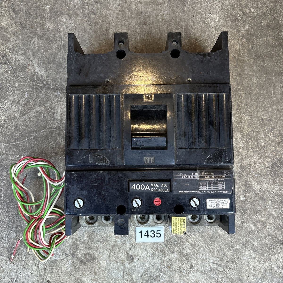 GE TJJ436400 400 Amp 600VAC 3 Pole Phase TJJ Breaker 400A W/Lugs 600V0