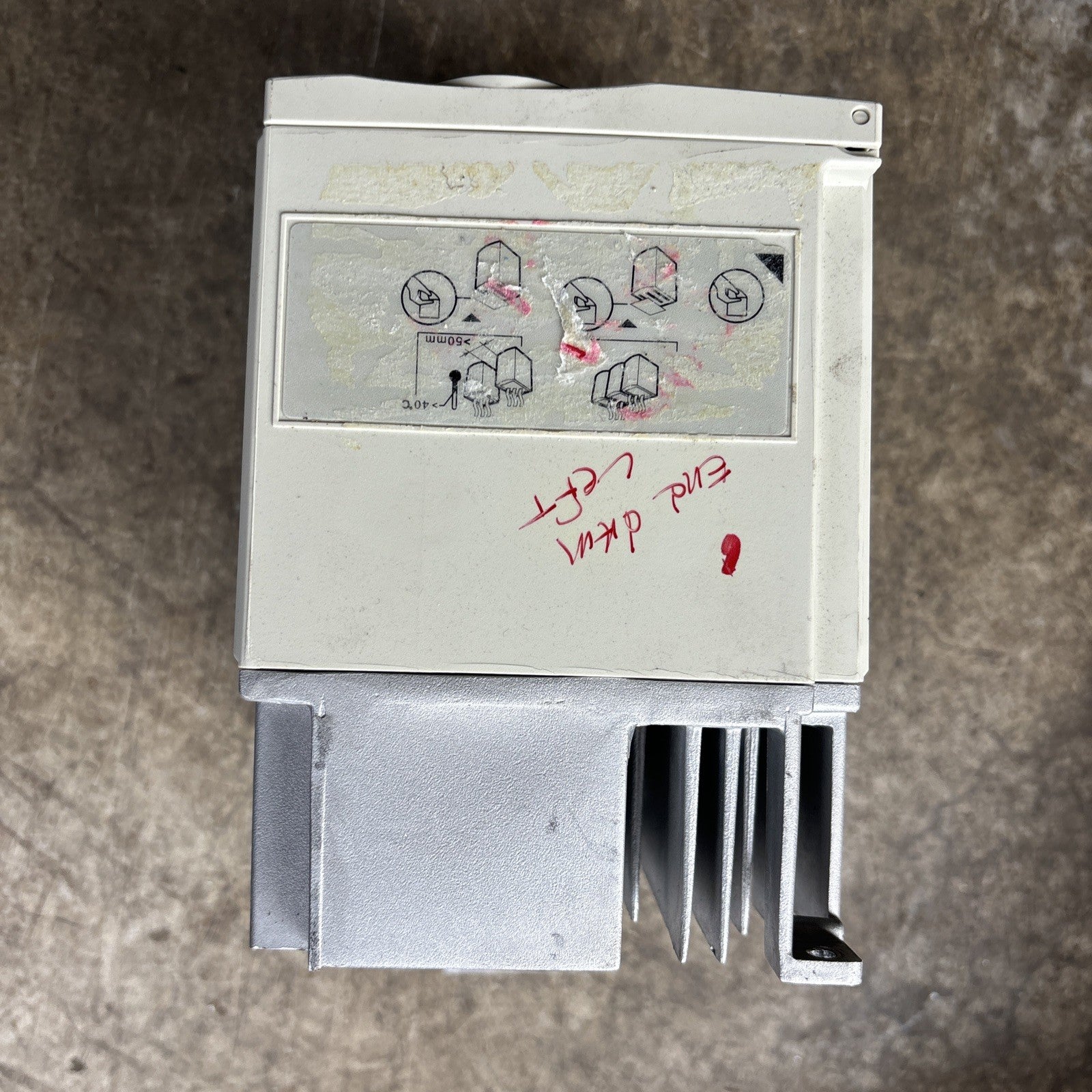 (1) TOSHIBA VFS11 4007PL WN (R5) TRANSISTOR INVERTER 1HP (H) MISSING KNOB5