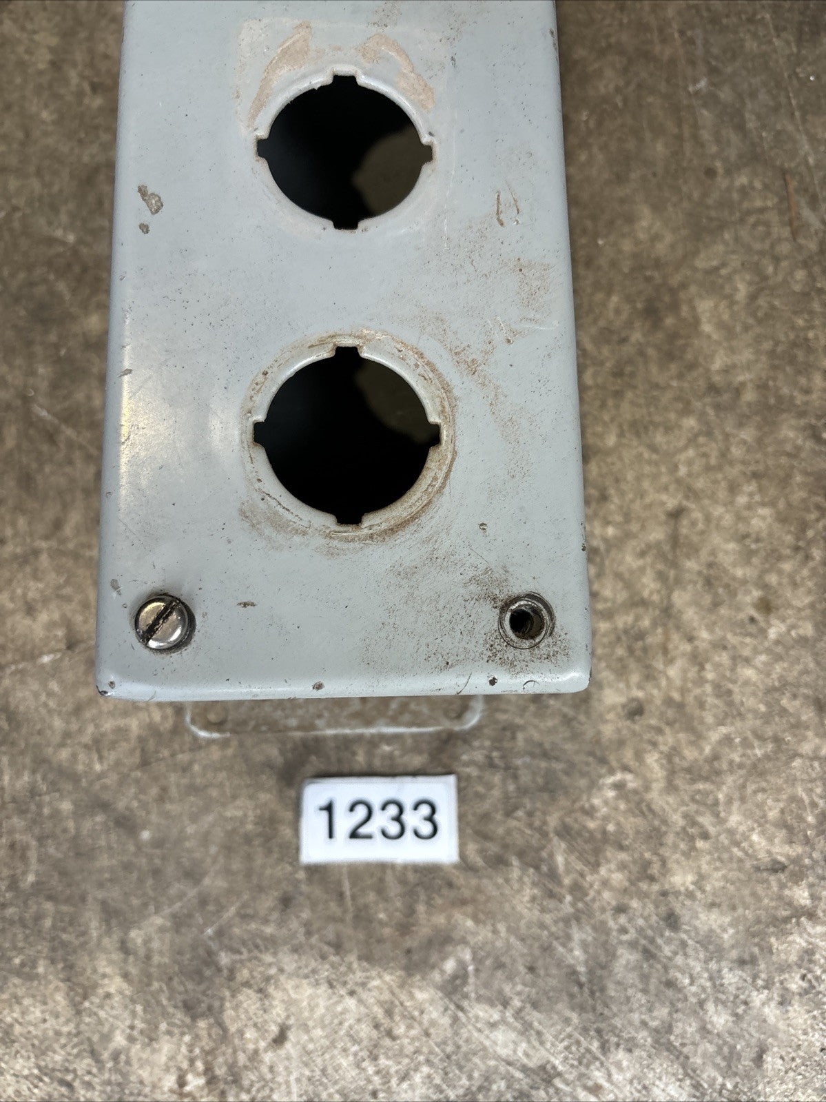 HOFFMAN E6PBVL 6 HOLE PUSHBUTTON ENCLOSURE1