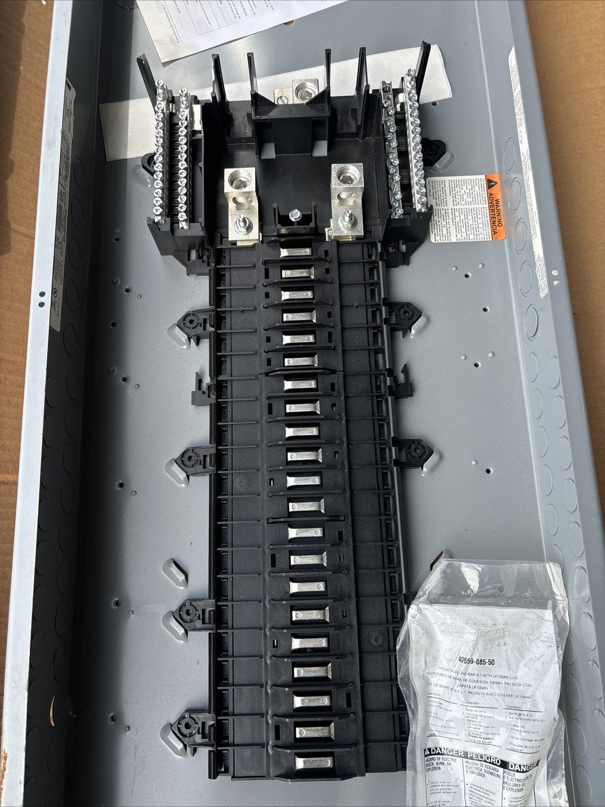 SQUARE D BX38A2