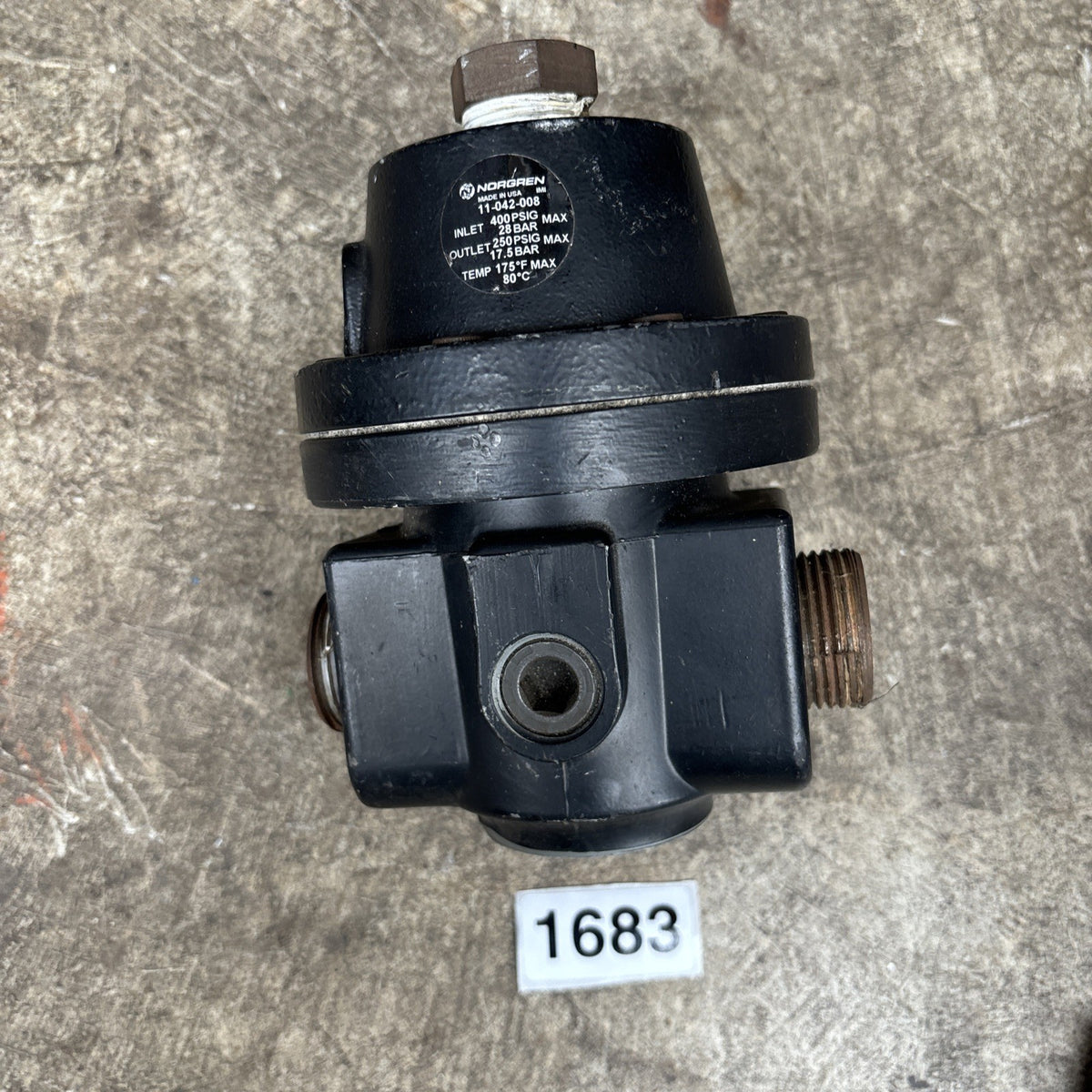 NORGREN 11 042 008  PILOT OPERATED REGULATOR  1" PTF  300SCFM  11 SERIES0