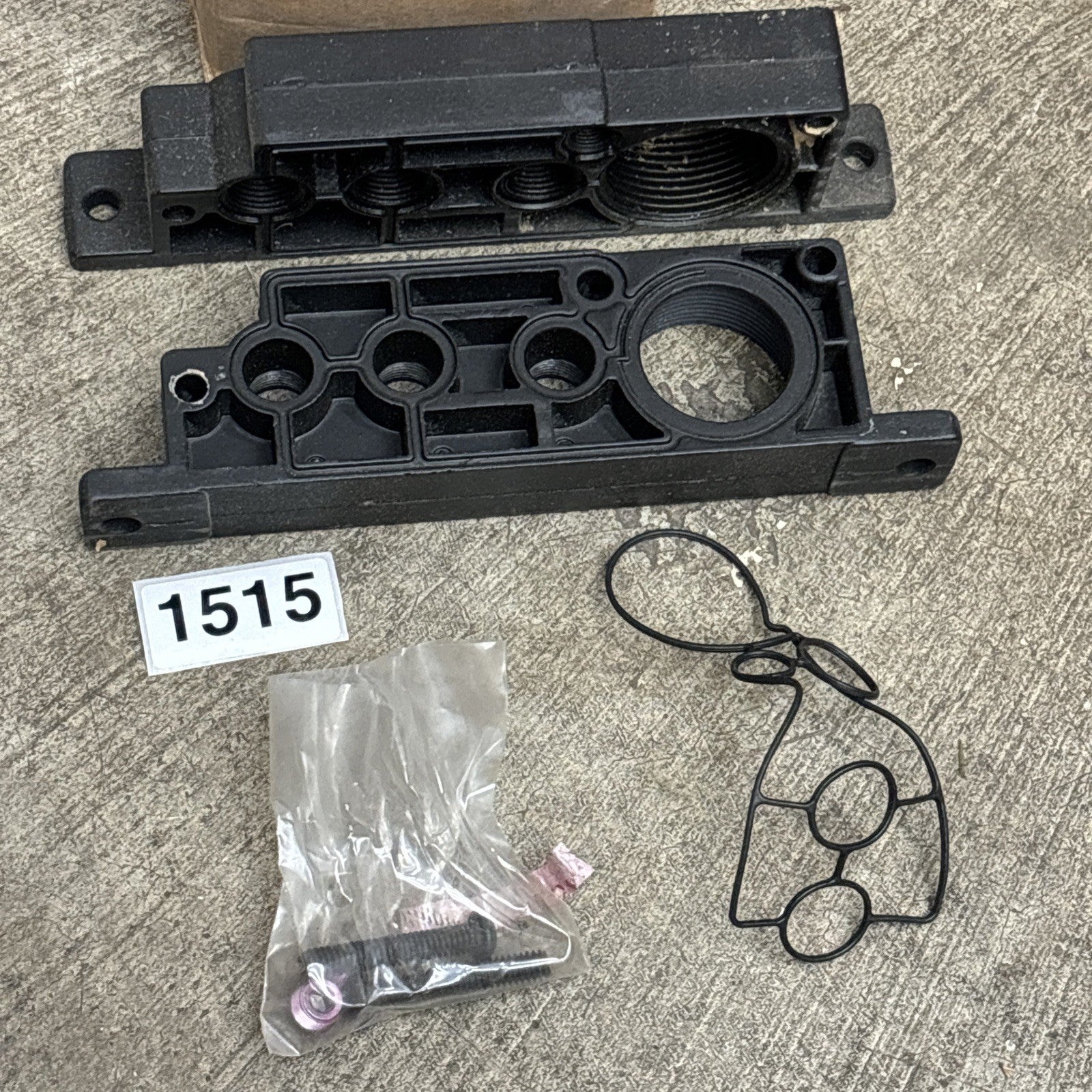 NEW PARKER K122022 END PLATE PORT ADAPTER KIT2