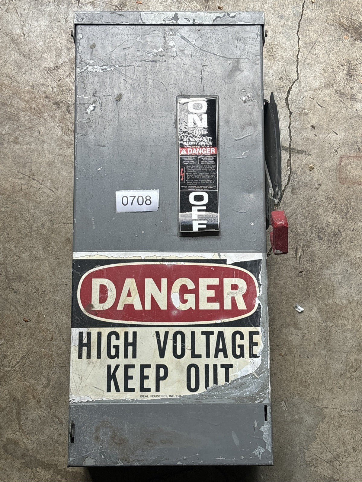 General Electric TH3363R Heavy Duty Safety Switch 100 Amp 600 Vac0