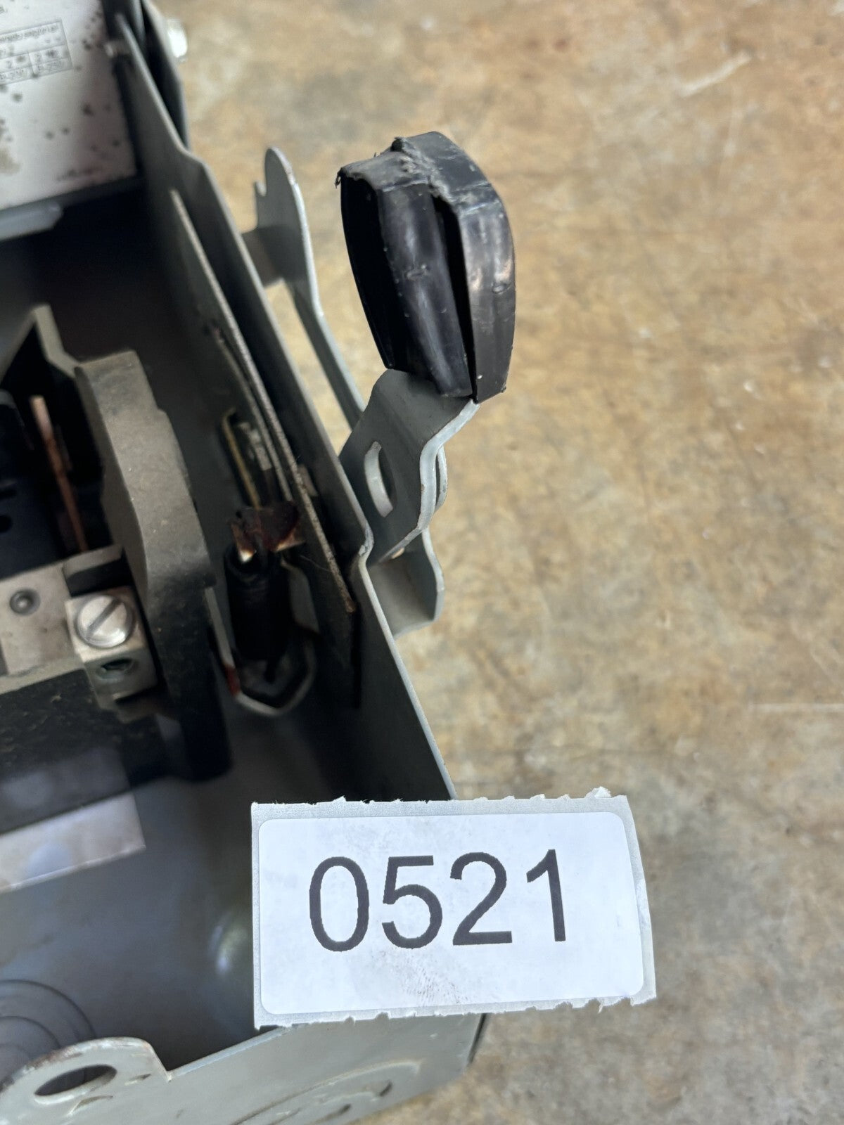 Square D DU322RB General Duty Safety Switch 60 Amp 240 Vac3
