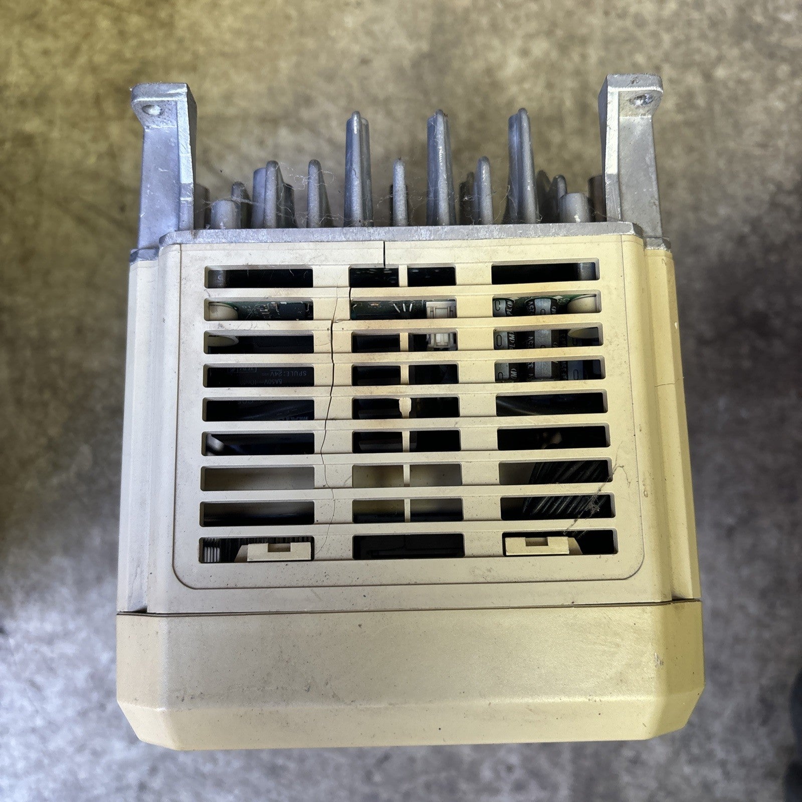 MAGNETEK GDP515C B001 AC 3Phase 380 460V3