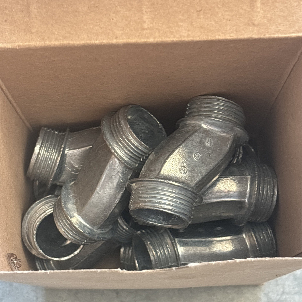 ARLINGTON INDUSTRIES 6A4 Malleable offset nipples 3/4” With 1” Length3