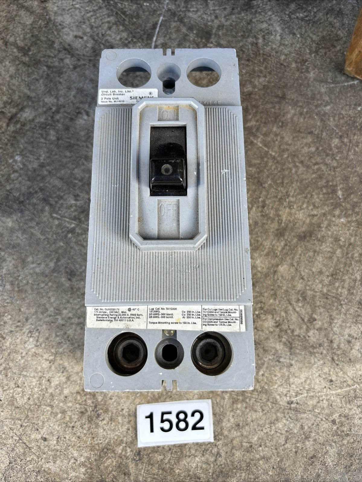 One SIEMENS ITE QJ2B175/QJ22B175 2 Pole 175 Amp  240VAC  Breaker OG#370