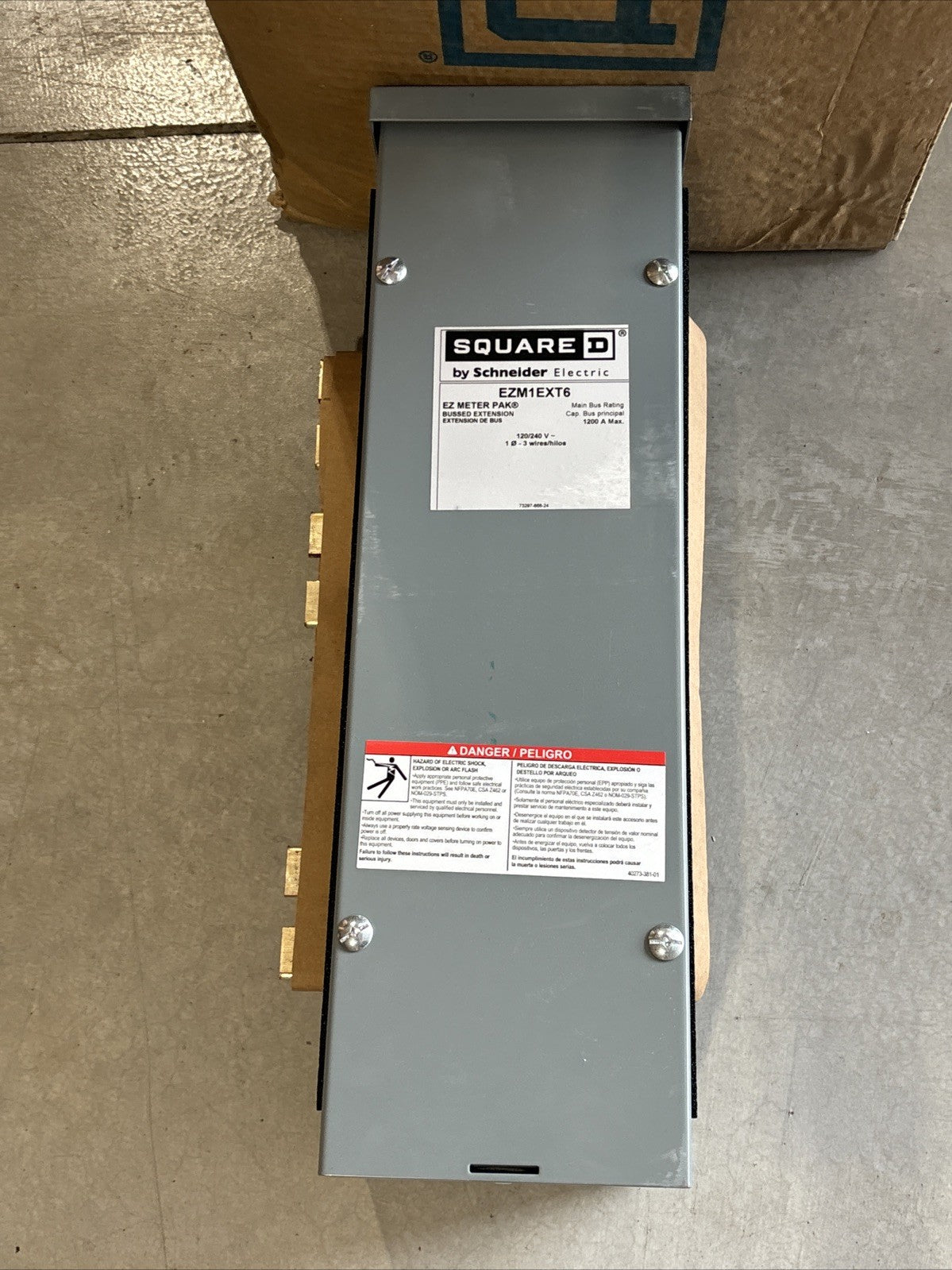 Square D  EZM1EXT6 1200 Amp EZ METER PAK Bussed Extension New In Box2