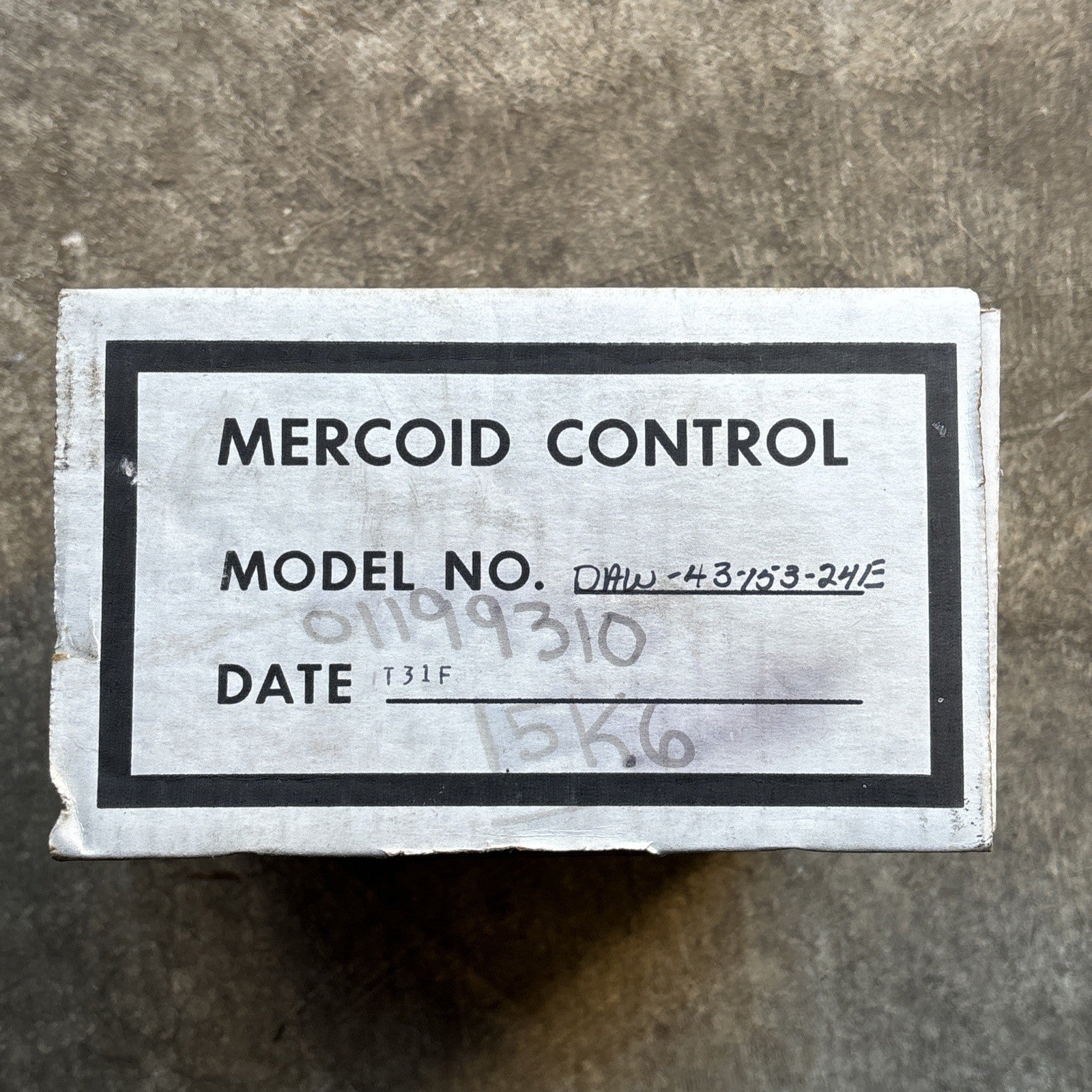 SURPLUS Mercoid Control DAW 43 153 24E Differential Pressure Switch 10 150 PSI4