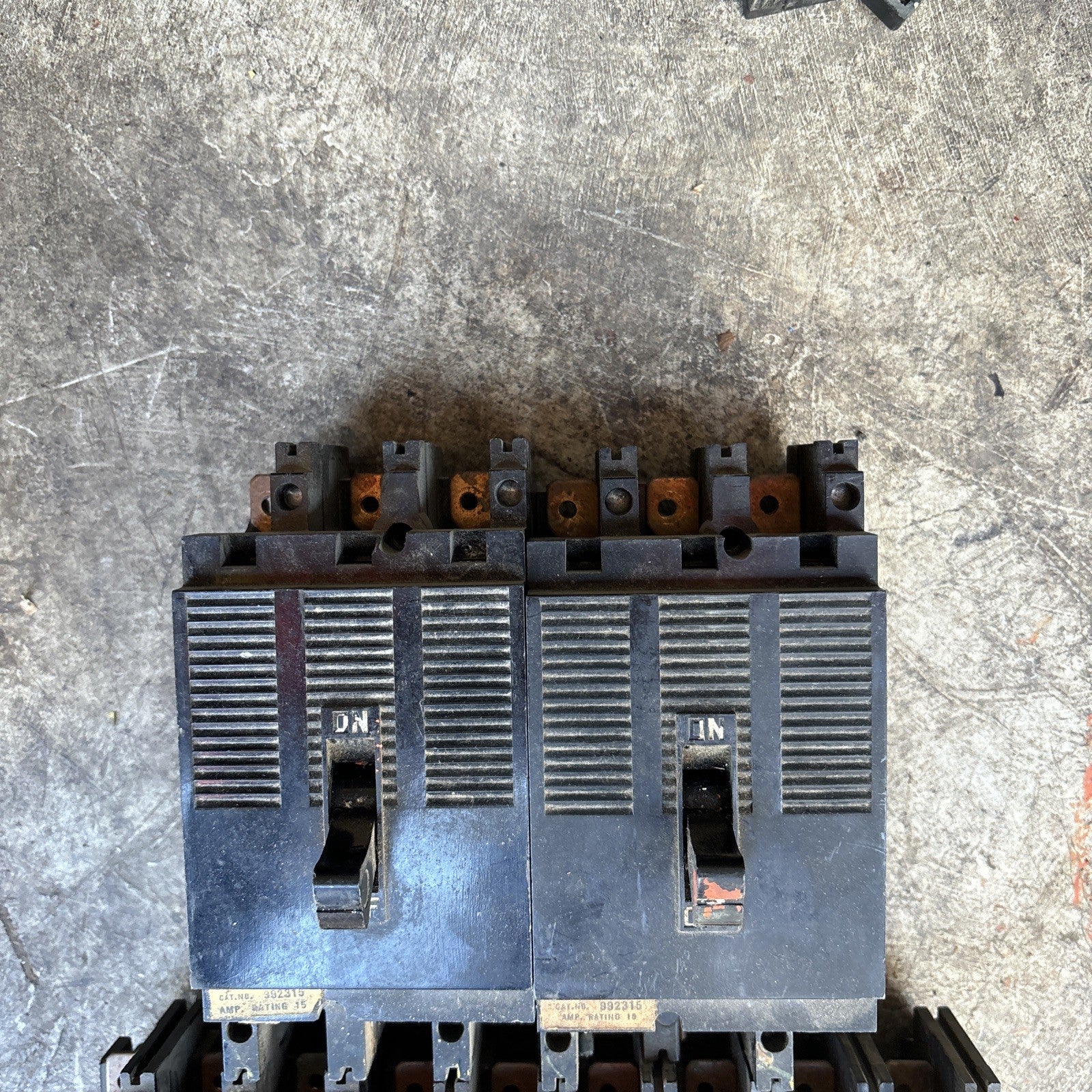 Lot Of 5 Square D 992315 Circuit Breaker 15A 3 Pole 250VAC Used4