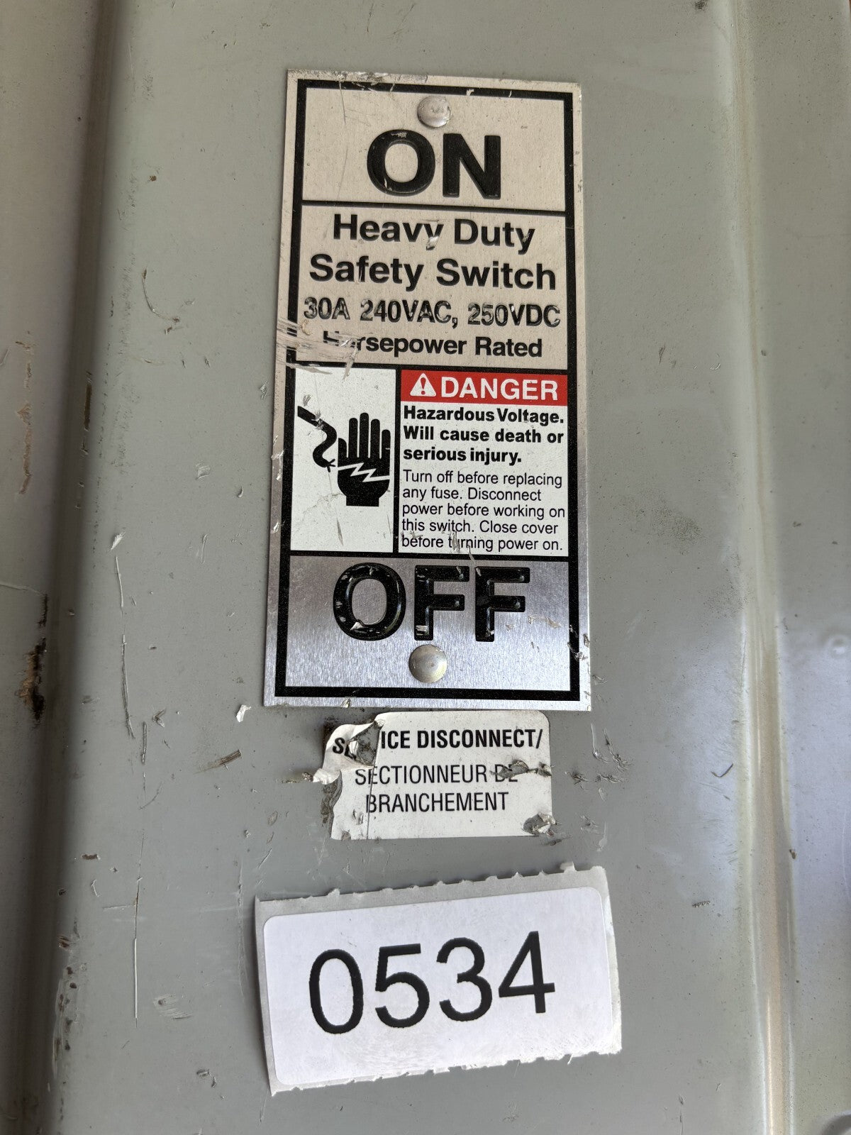 Siemens HF321N Fusible Heavy Duty Safety Switch 30 Amp 240 Vac1