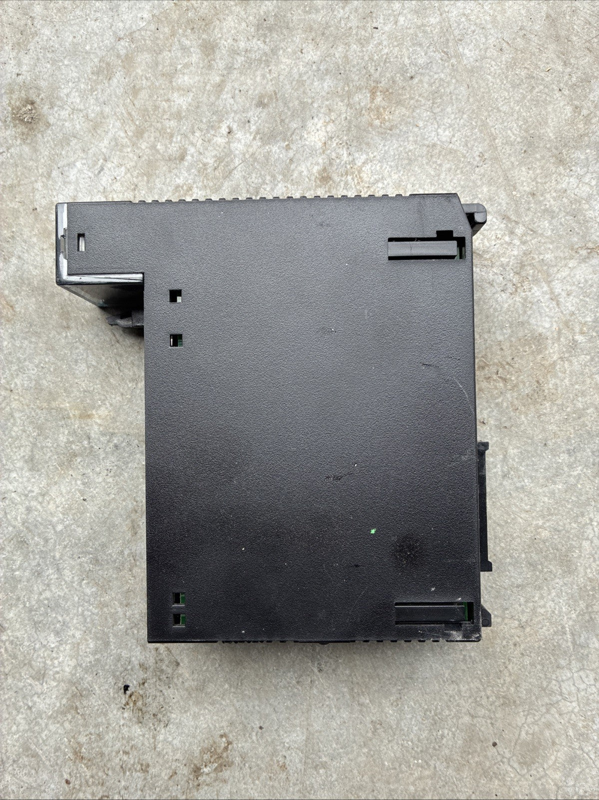 GE FANUC OUTPUT RELAY 4A 8PT ISOLATED IC693MDL930E3