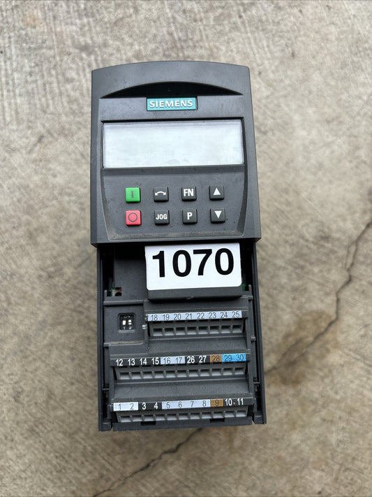 1 pcs SIEMENS 6SE6440 2UD21 5AA1 MICROMASTER 440 DRIVE0