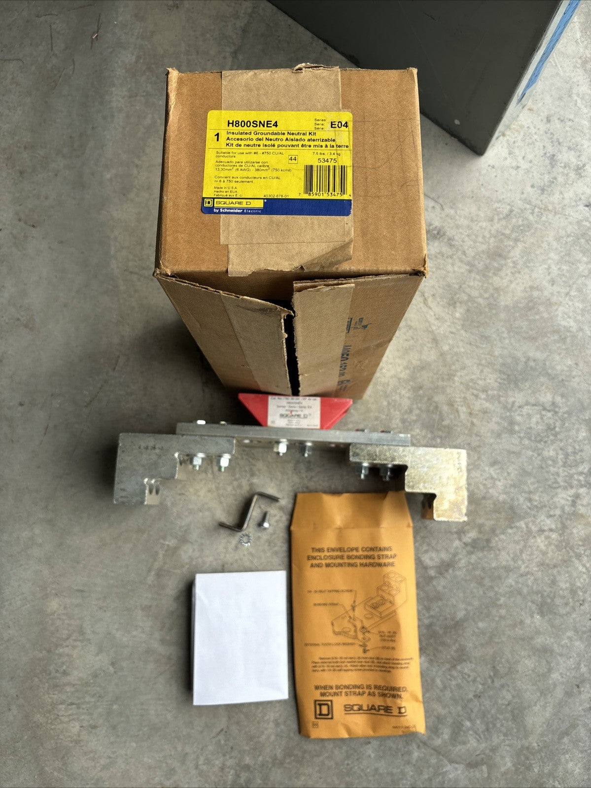 SQUARE D H800SNE4 INSULATED GROUNDABLE NEUTRAL KIT E04 SERIES New1