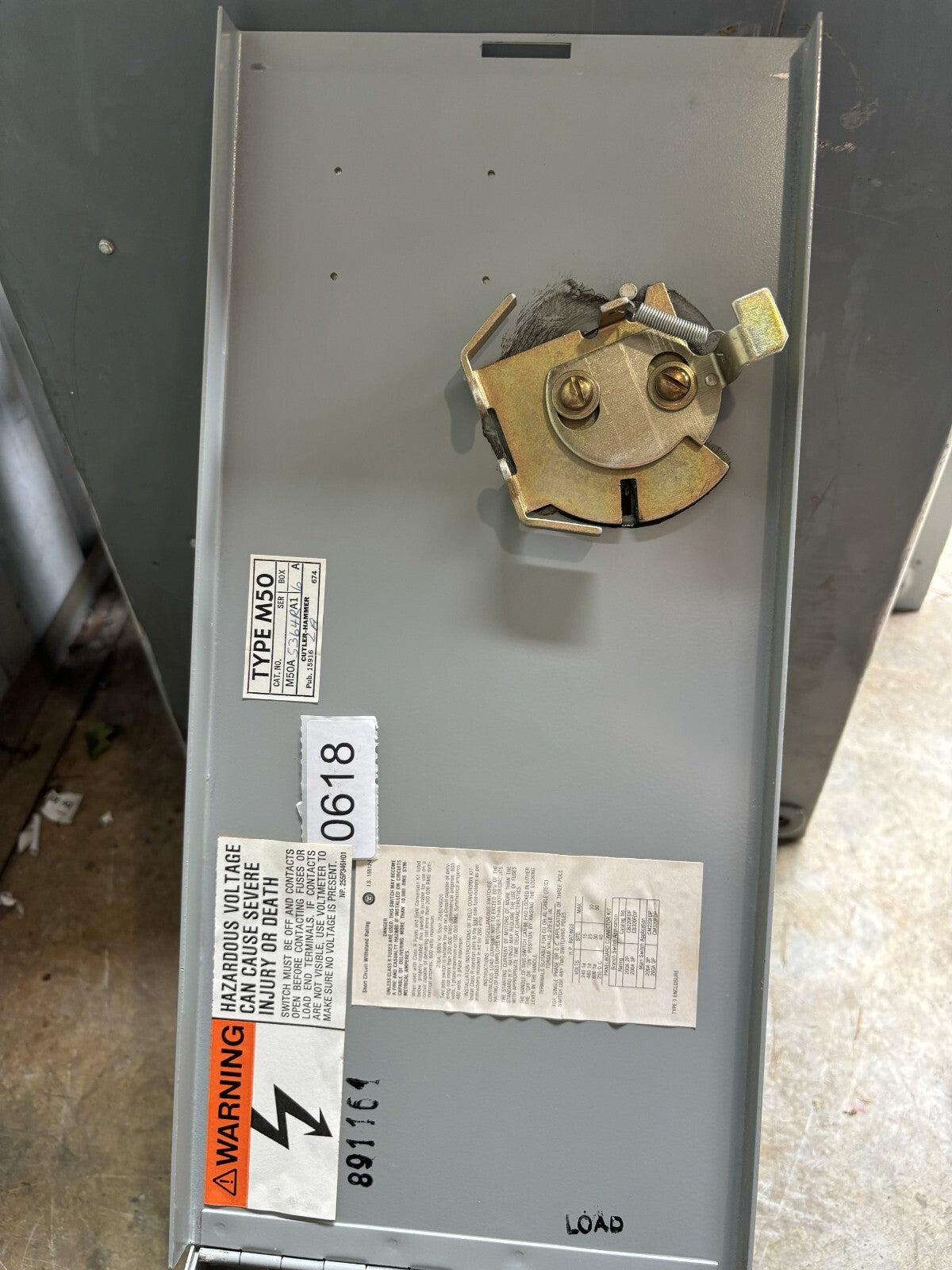 Westinghouse FDPS364R Fusible Panel Mount Switch 200 Amp 3 Pole 600 Vac3