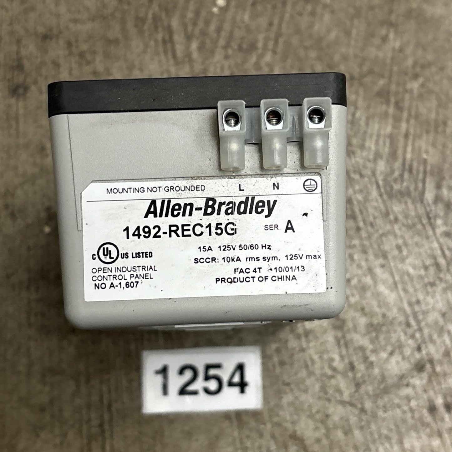 Allen Bradley 1492 REC15G Ser. A GFCI Receptacle (Tote 2)1