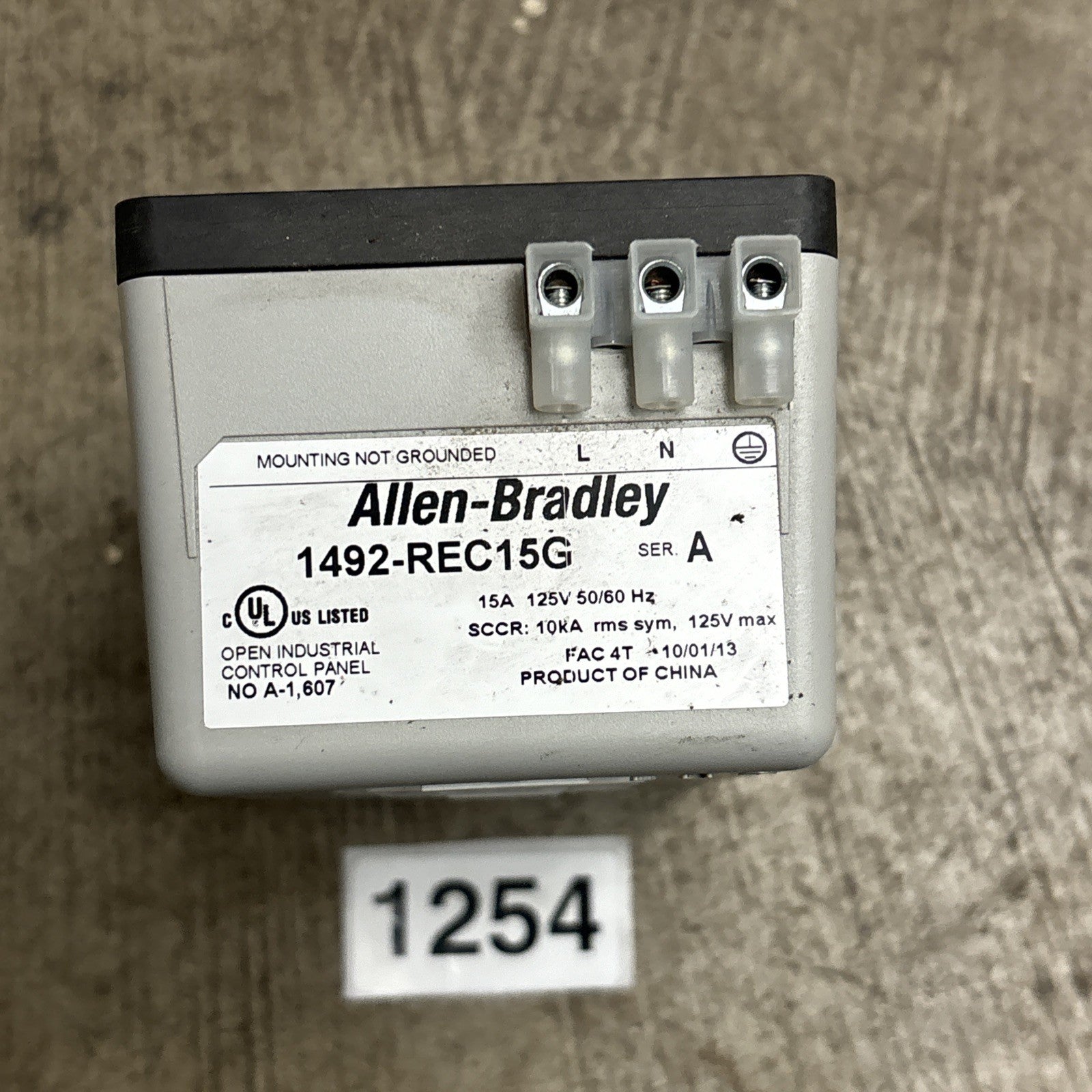 Allen Bradley 1492 REC15G Ser. A GFCI Receptacle (Tote 2)1