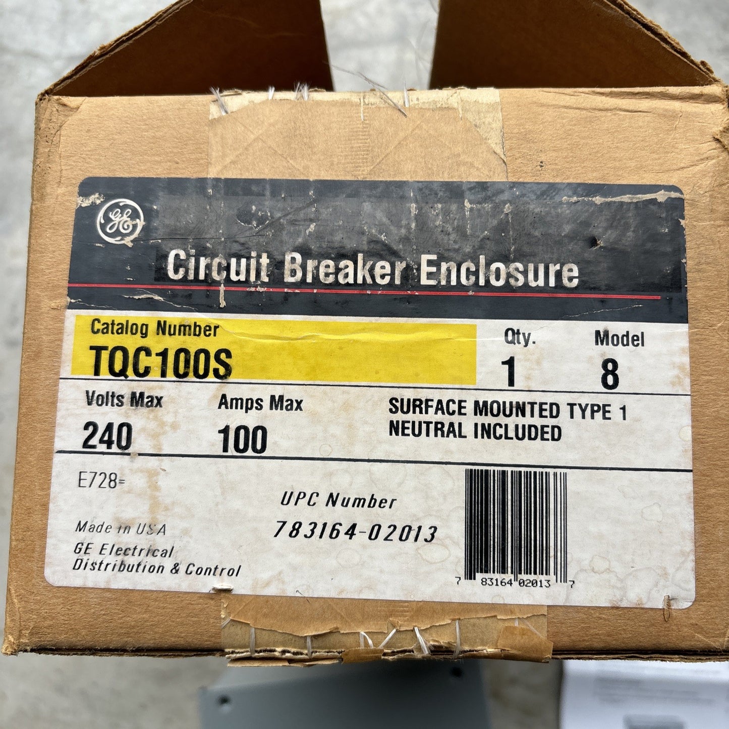 GE TQC100S Circuit Breaker Enclosure 100 Amp 240 Volt Surface Mount - NEW1