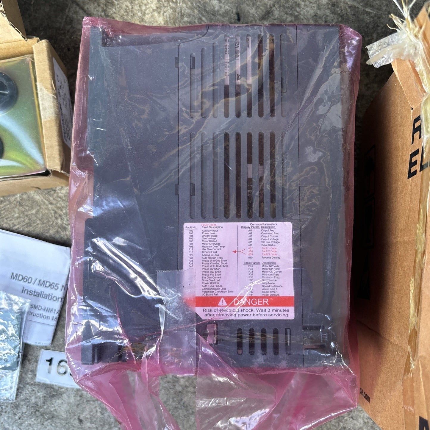 Reliance Electric MD65 AC DRIVE 6MB200P5 0.5HP 0.4kW 6MDBN 2P3102 NEW7