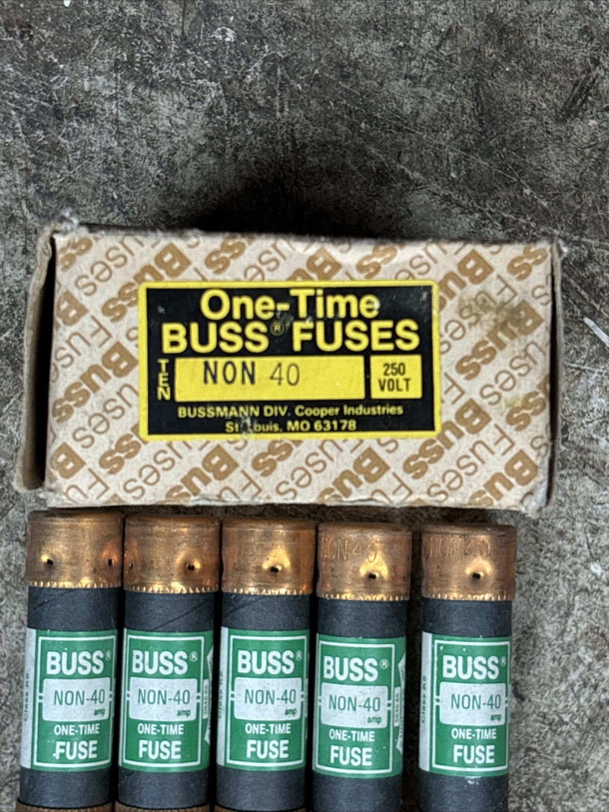 Lot of 9 Buss One time NON40 NON35 Class K5 40A  250VAC Fuses1