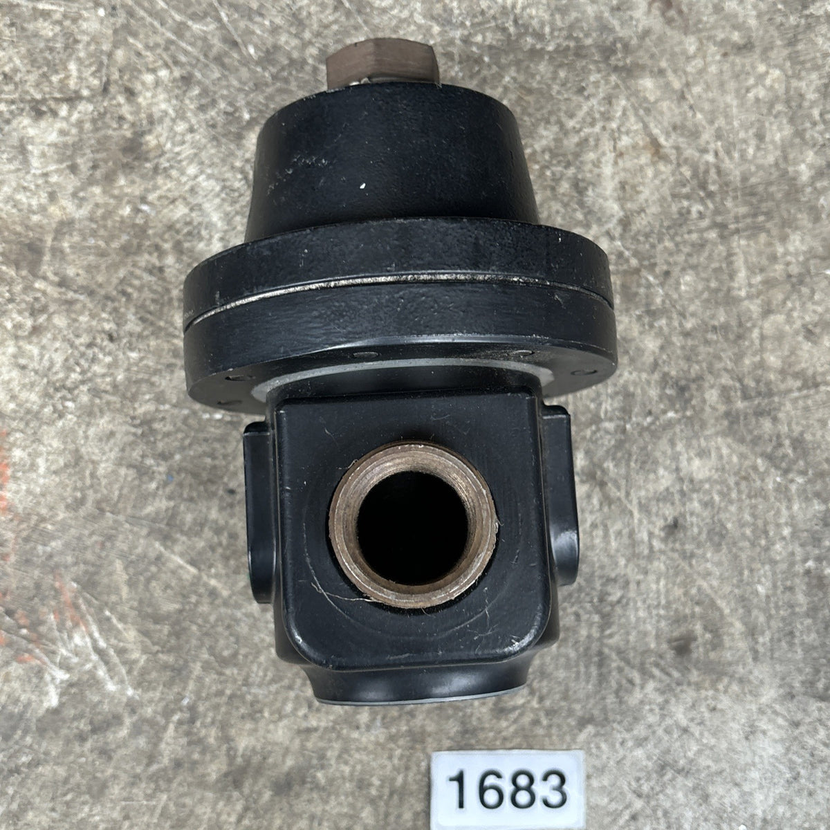NORGREN 11 042 008  PILOT OPERATED REGULATOR  1" PTF  300SCFM  11 SERIES4