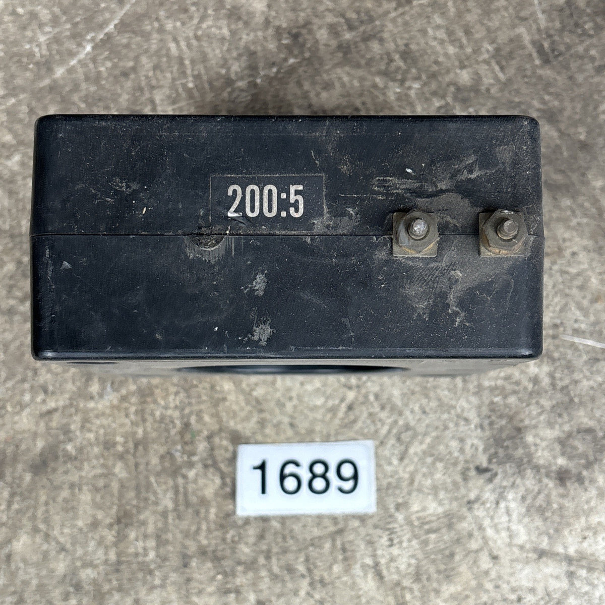 82 104182 10 200:5 Ratio Current Transformer 600V 10KV 50 400z2