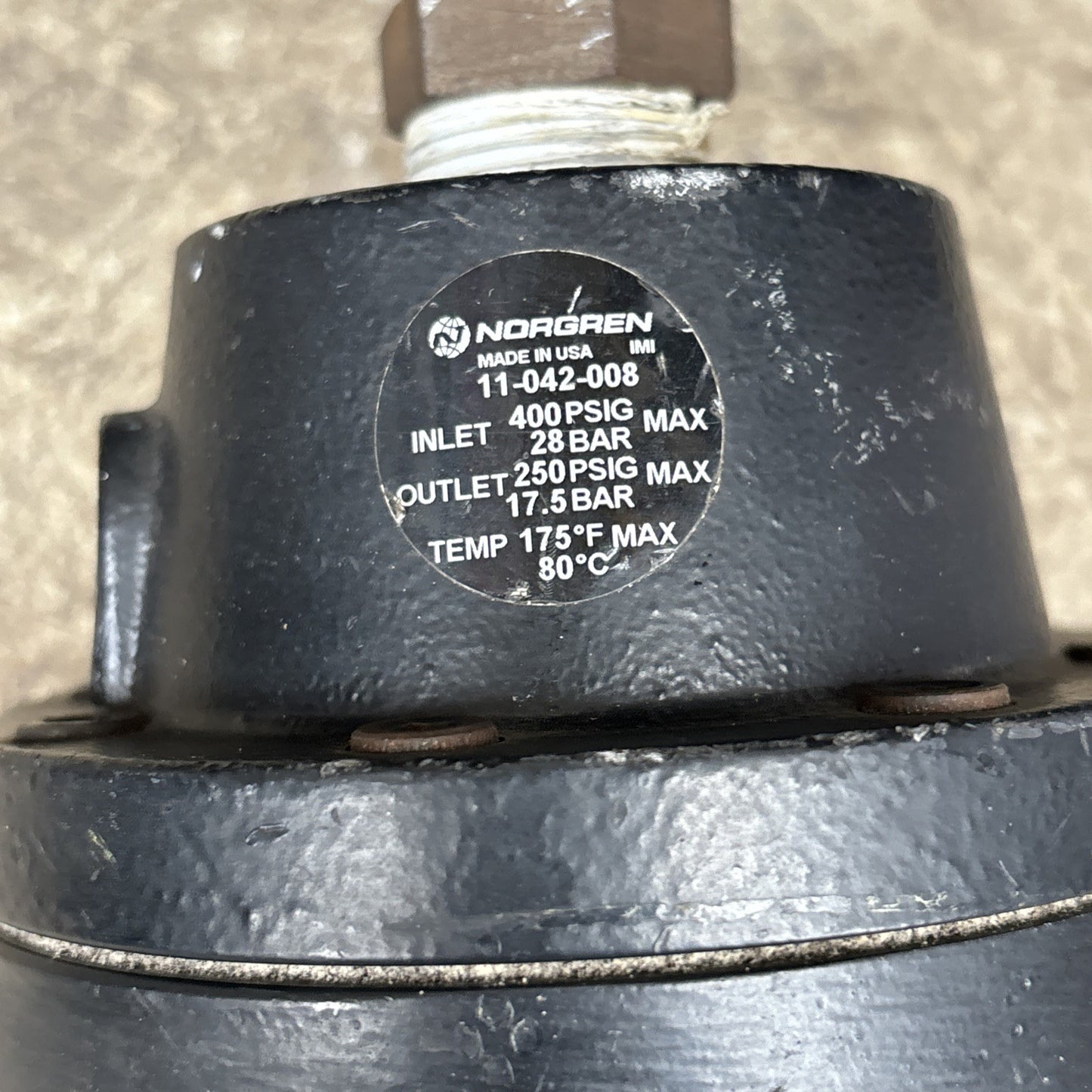NORGREN 11 042 008  PILOT OPERATED REGULATOR  1" PTF  300SCFM  11 SERIES1