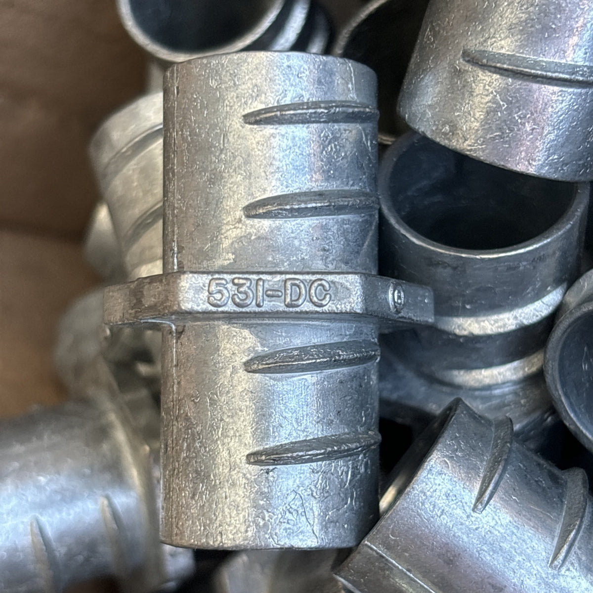 Case Of 50 Bridgeport 531 DC 3/4" Flex Conduit Fittings3