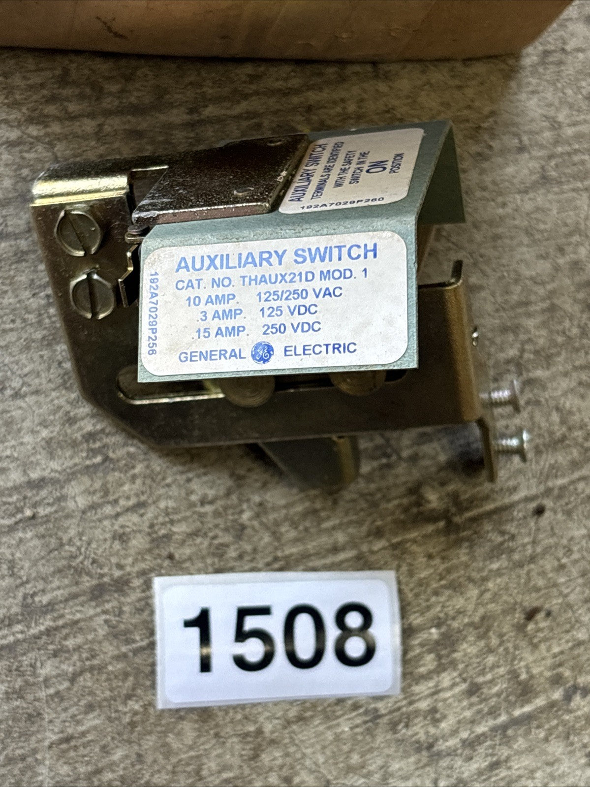 General Electric, THAUX21D. DPDT, 600 volt Auxiliary Contact, Ships Free2