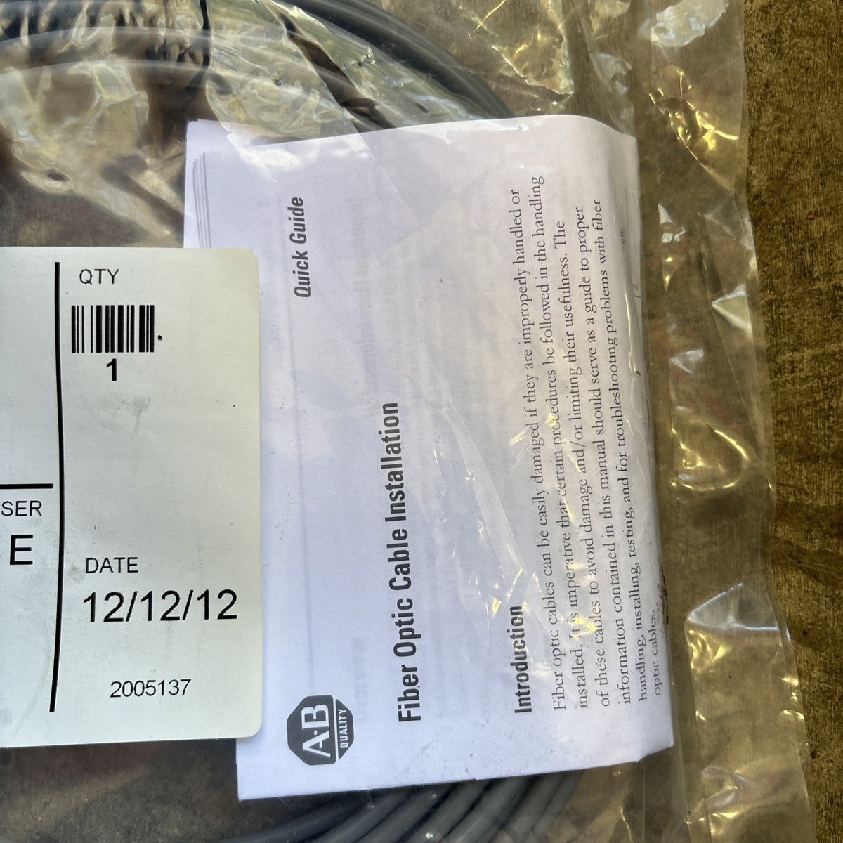 NEW Allen Bradley 2090 SCVP10 0 Kinetix 10 10 m Fiber Optic Cable 10 Meter2