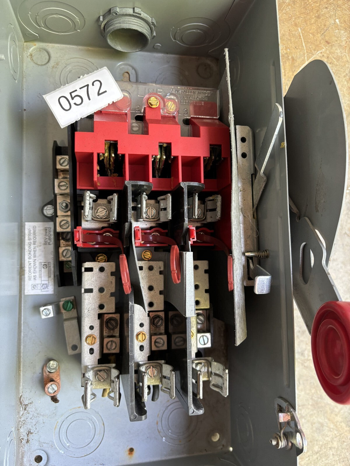 Eaton DH362NGK Heavy Duty Safety Switch 60 Amp 600 Vac2