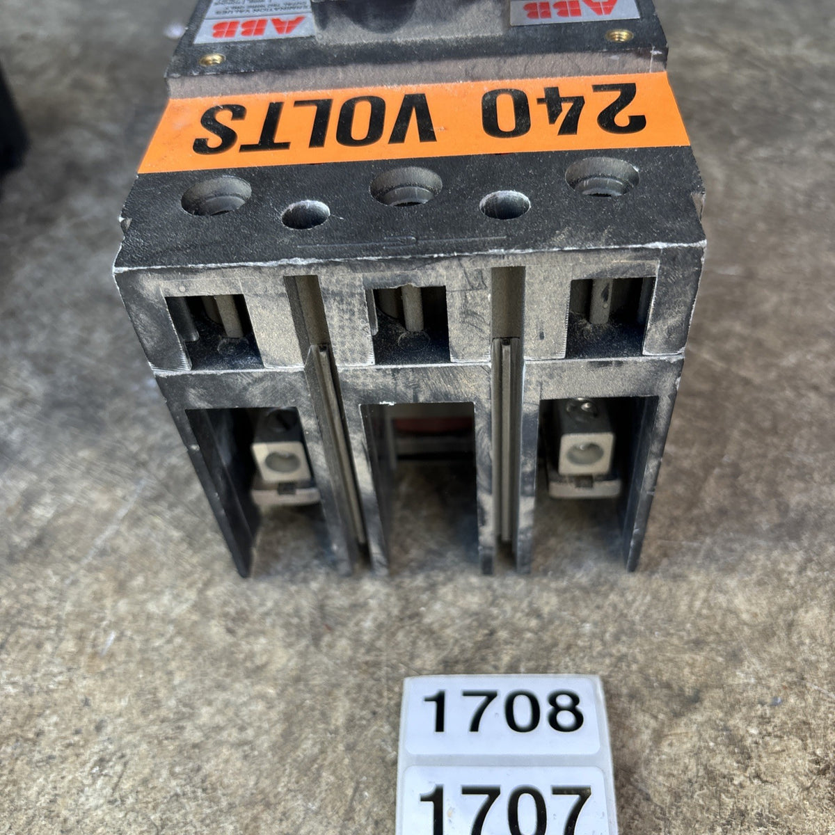 ABB CIRCUIT BREAKER TE2060 TE3060 TE2100 TE3100 TE2150 TE3150 100A TYPE EH USED2