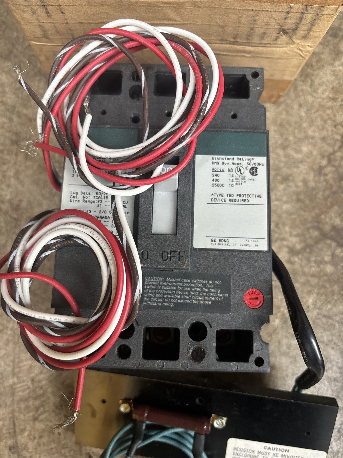 General Electric 100A Molded Case Switch TED134YT100 W/AUX SW & Shunt Trip2