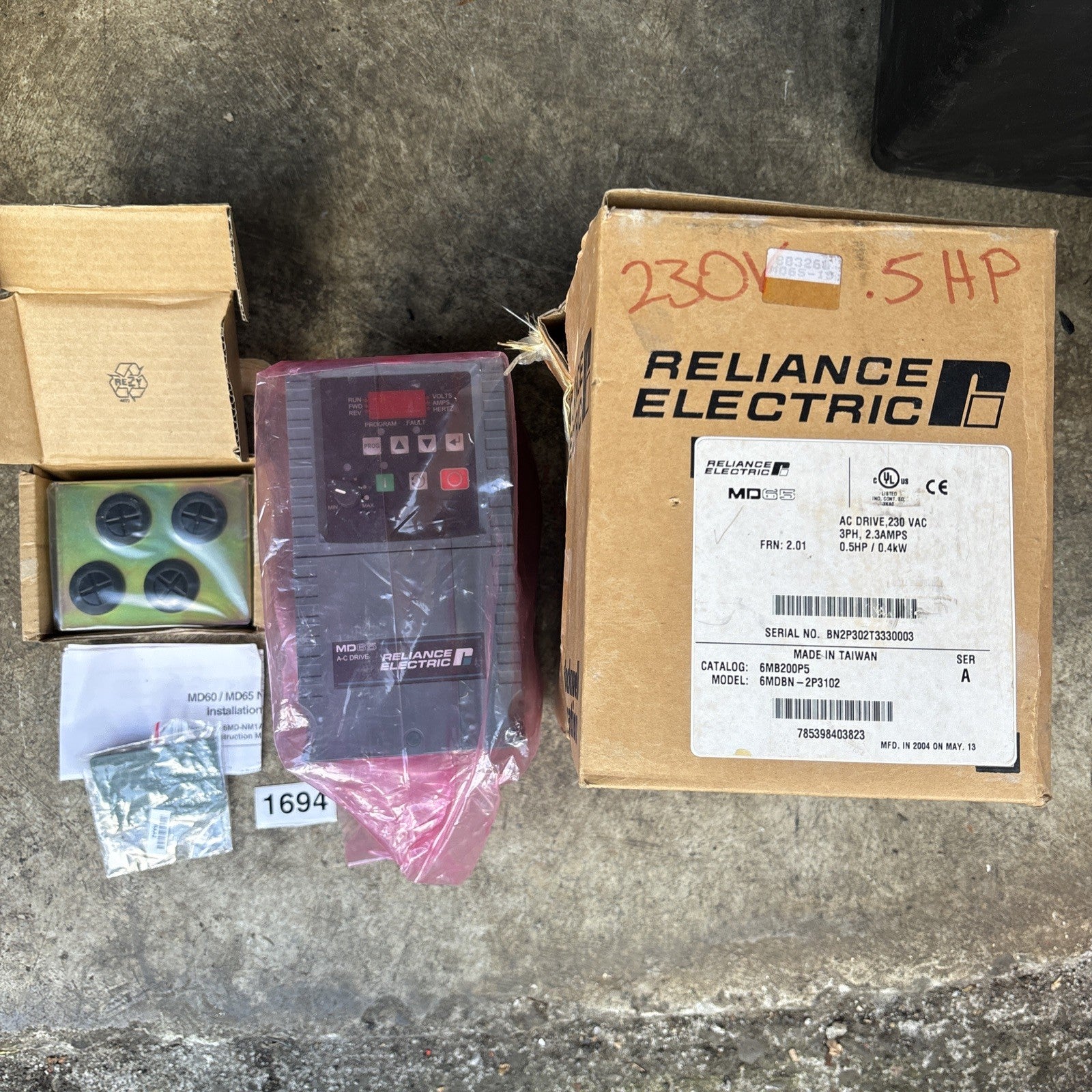 Reliance Electric MD65 AC DRIVE 6MB200P5 0.5HP 0.4kW 6MDBN 2P3102 NEW0