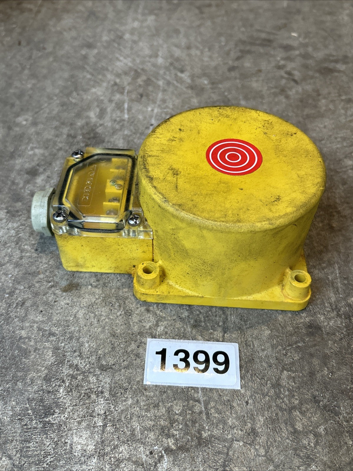 Turck inductive sensor Model Ni60 K90SR VN4x2/F22