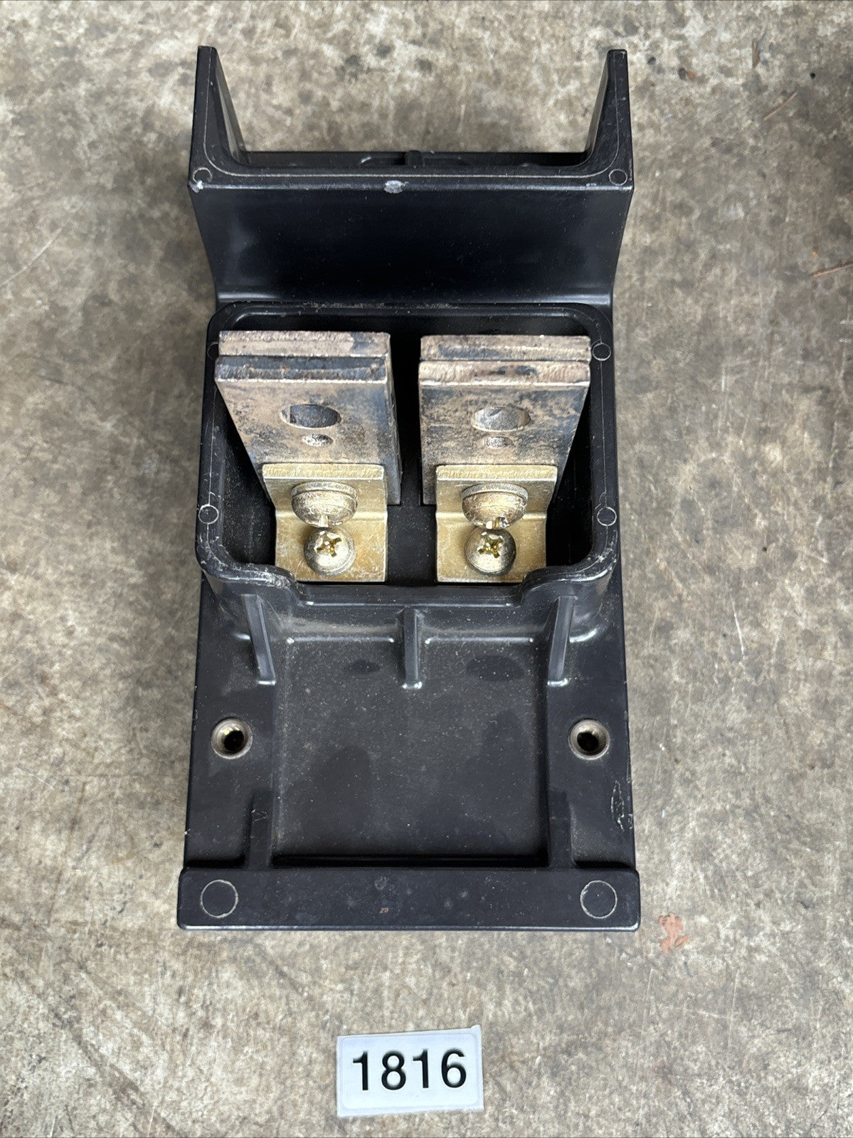 701442   BLACK UPPER POLE BASE MOLDING INSULATOR0