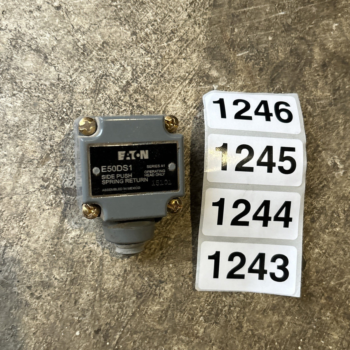 Cutler Hammer E50DS1 Eaton Limit Switch Head0