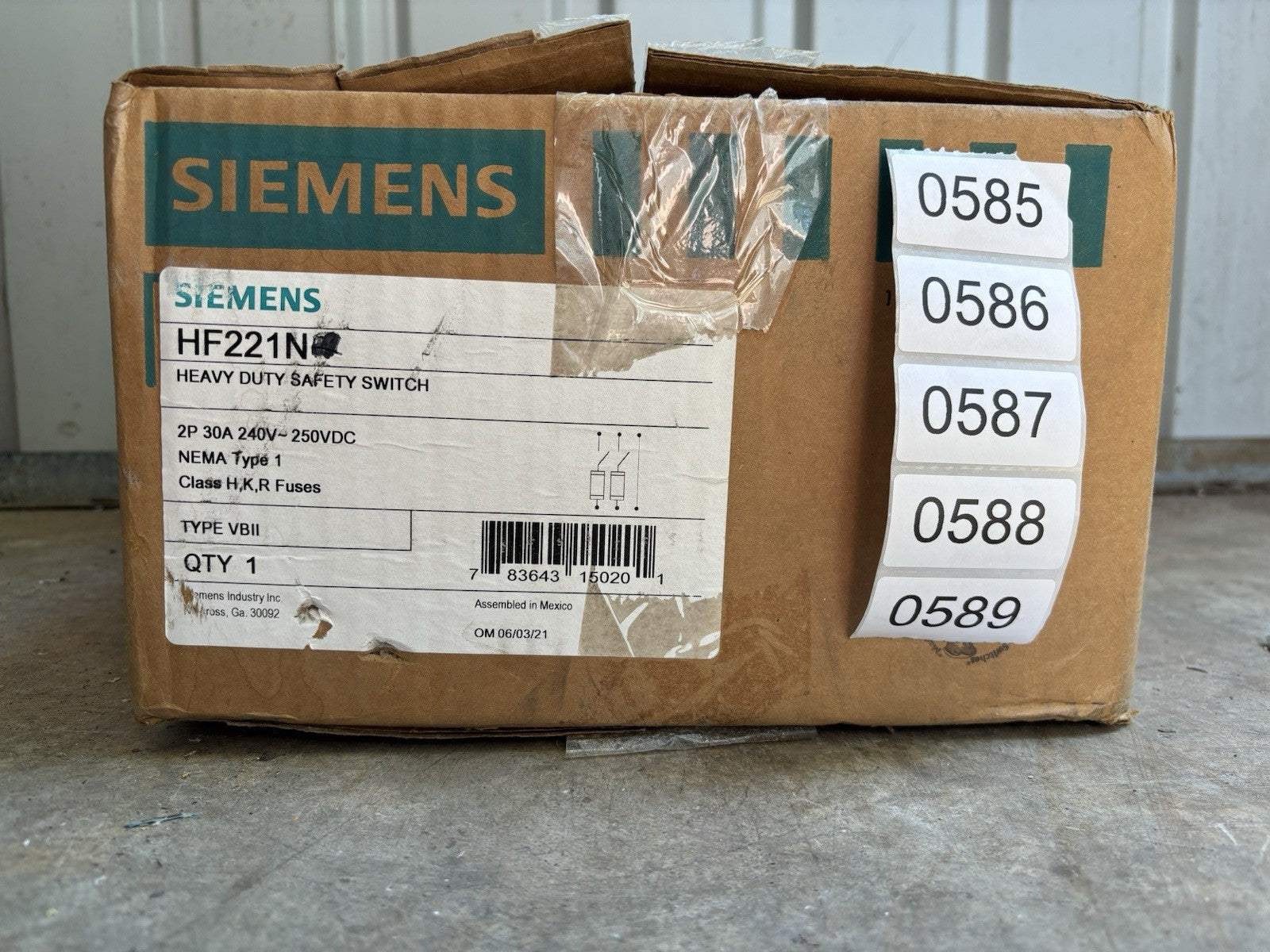 Siemens HF221N Heavy Duty Safety Switch New Never Used 30amp0