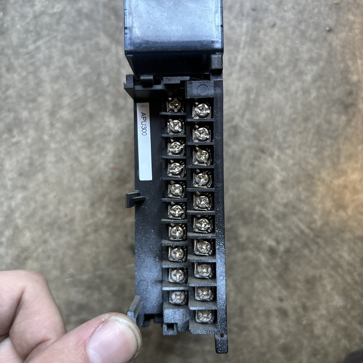 GE FANUC IC693APU300 MB / IC693APU3002