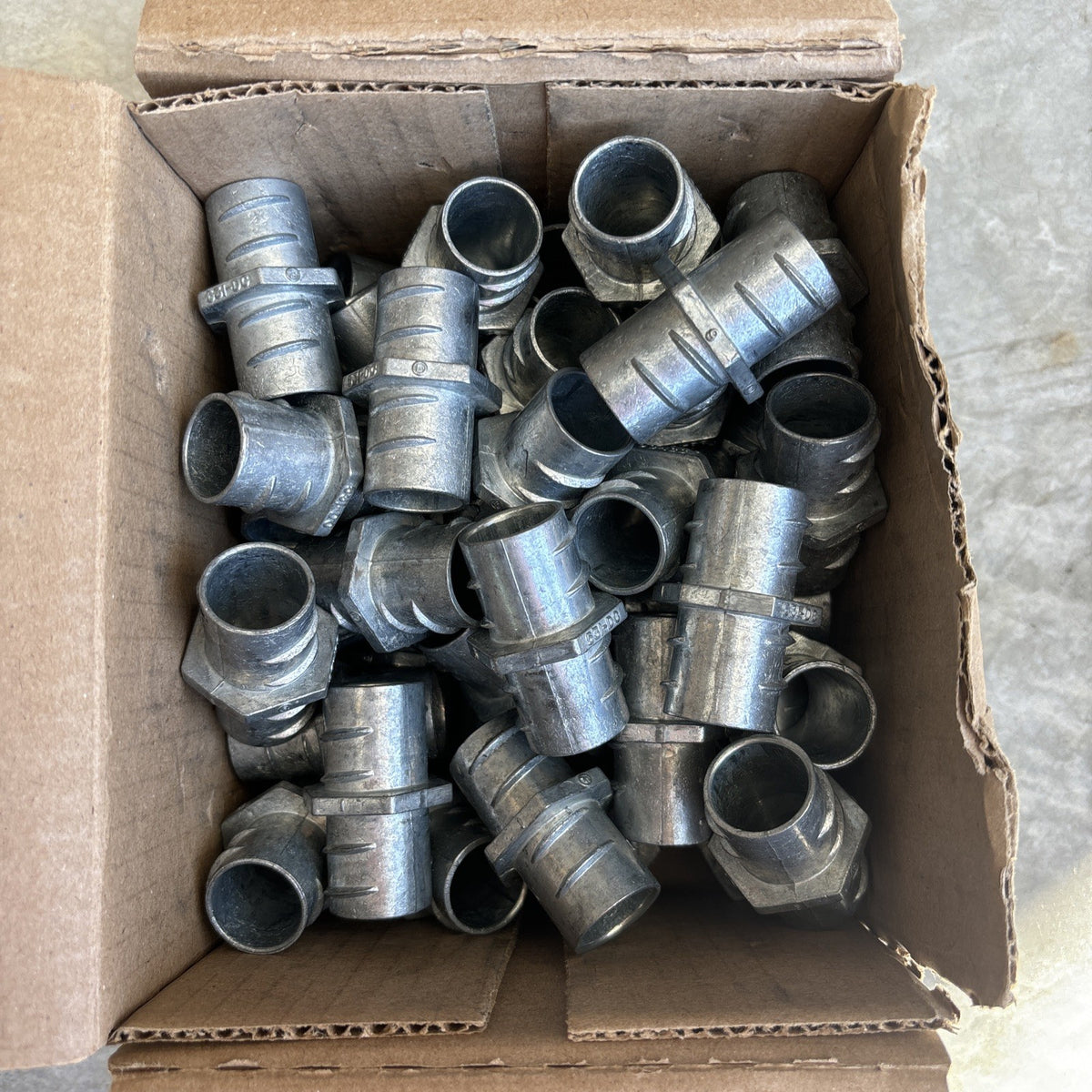 Case Of 50 Bridgeport 531 DC 3/4" Flex Conduit Fittings2