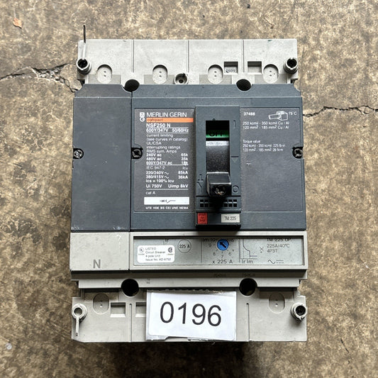 Merlin Gerin NSF250 N Circuit Breaker w/ 29278/29279 Plug In Base 225A Trip0