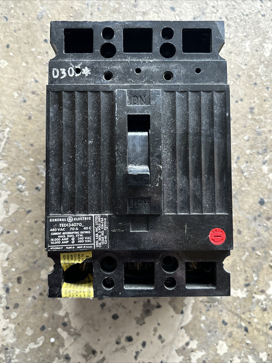 General Electric TED134070 Molded Case Circuit Breaker 70A 3 Phases 480V Tested0