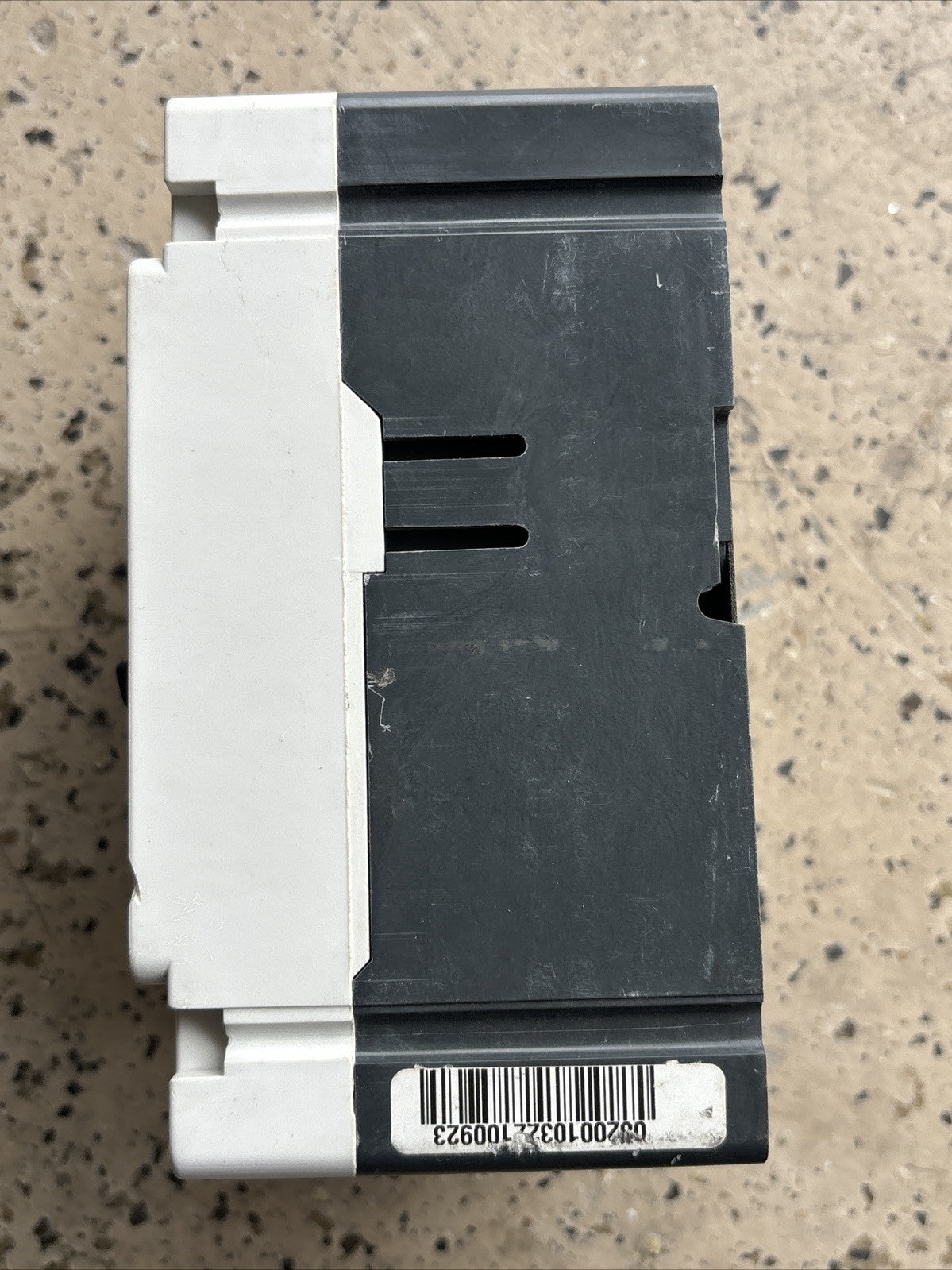 Eaton HMCPS007CDC 7A Series C Circuit Breaker 600V HMCPS 7 Amp4