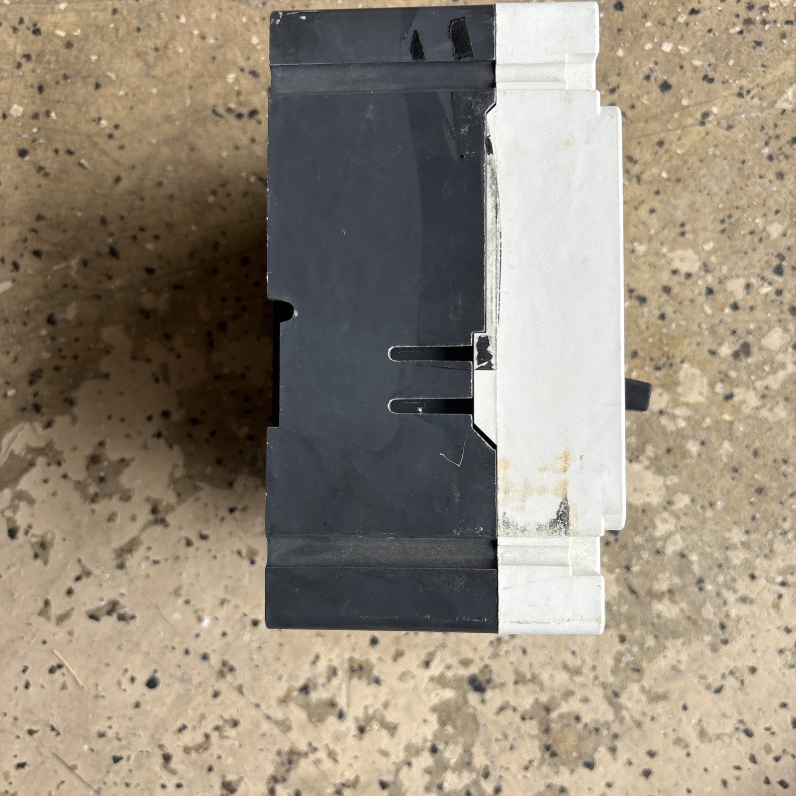 Westinghouse Circuit Breaker HMCP015E0C 15A 600V 3P HMCP5