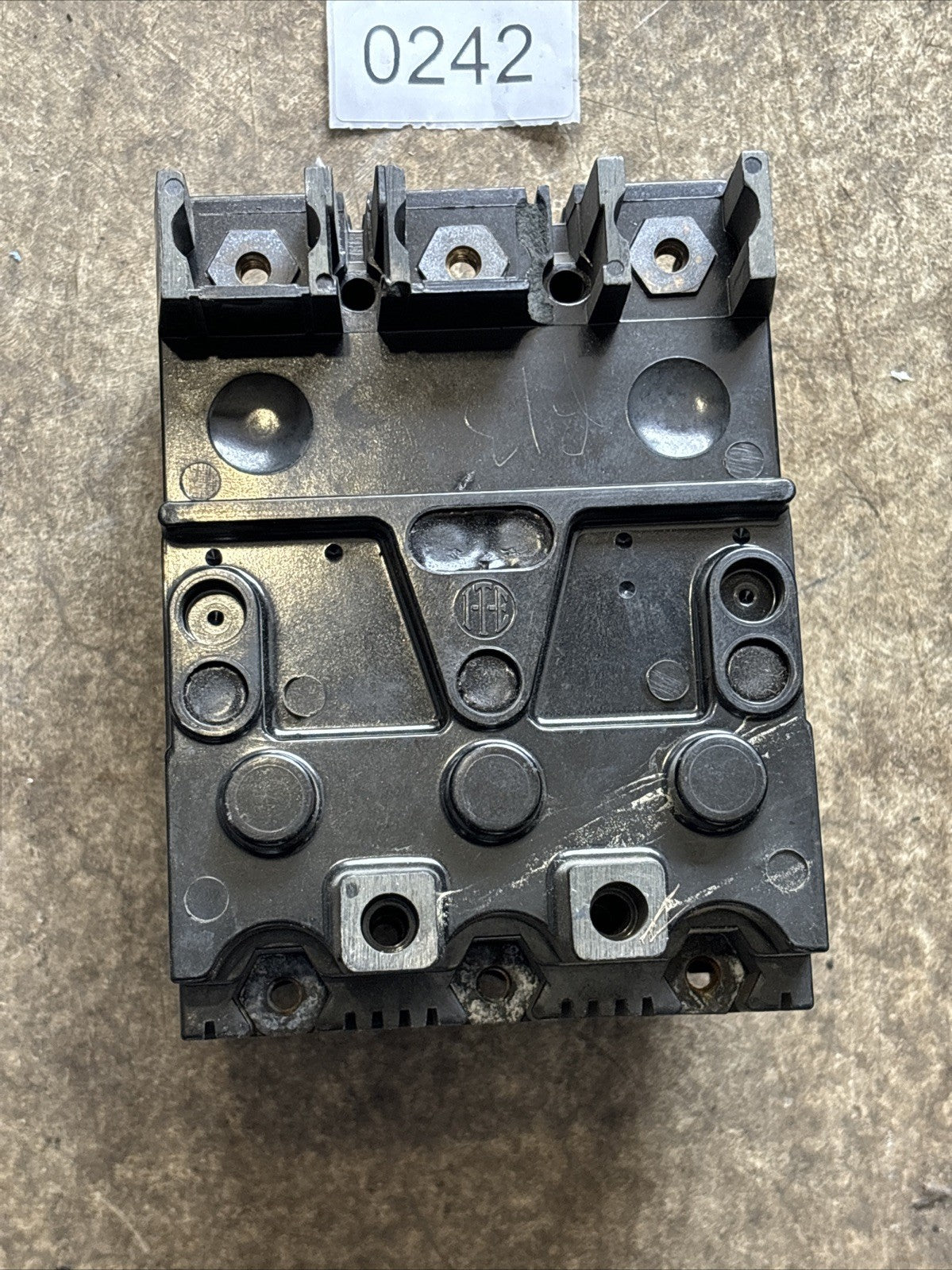 ITE EE3 B020 Circuit Breaker 20Amp 240V 3 Pole EE Tested4